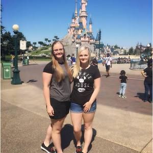 Meet your Posher, Whitney